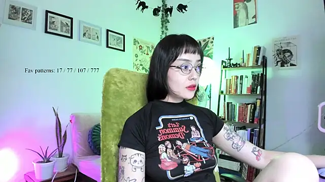 _Insomnia__'s Live XXX Chat