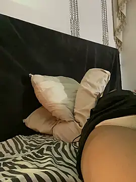 VeronicaSaenzx 现场XXX聊天