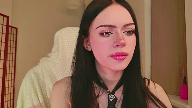 Chat +18 de Dark_Diva ao vivo