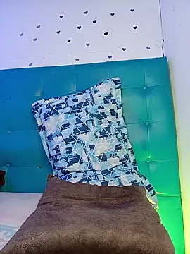 Chatroom XXX en direct de El_junior21