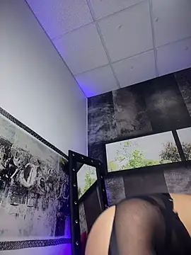 Chat XXX en directo de TattooraXXX