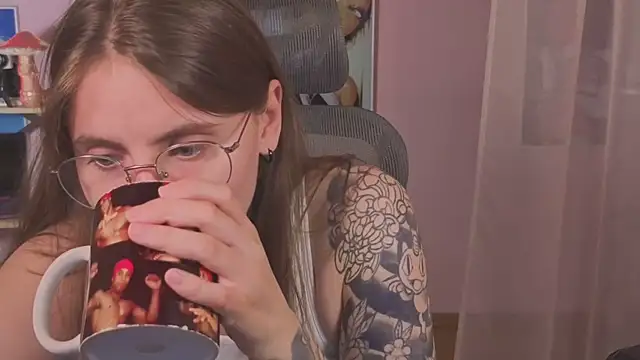_AnnaStark_'s Live XXX Chat