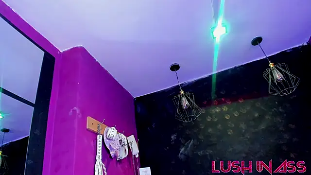 Alexa_Slave's Live XXX Chat