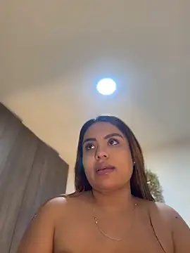צ'אט XXX בשידור חי של valeria2019hot
