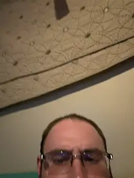 הופעת וובקאם של kingjsav420