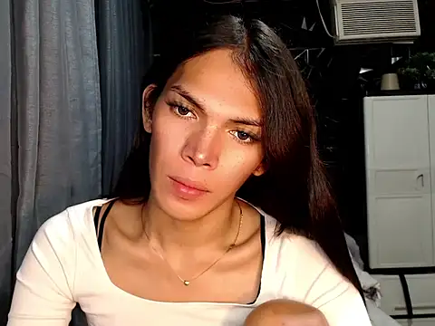 GORGEOUS_CARMEE Chat XXX in diretta