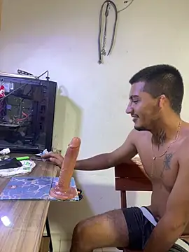 maxI_dick33's Webcam Show