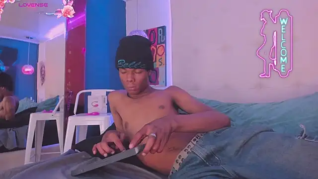 Онлайн чат XXX AndyCat3_