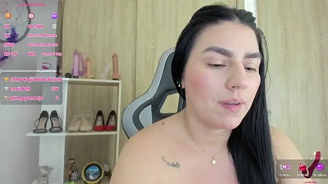 Zhamay's Live XXX Chat