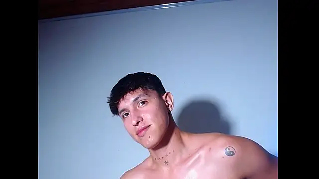 Онлайн чат XXX rowanbig