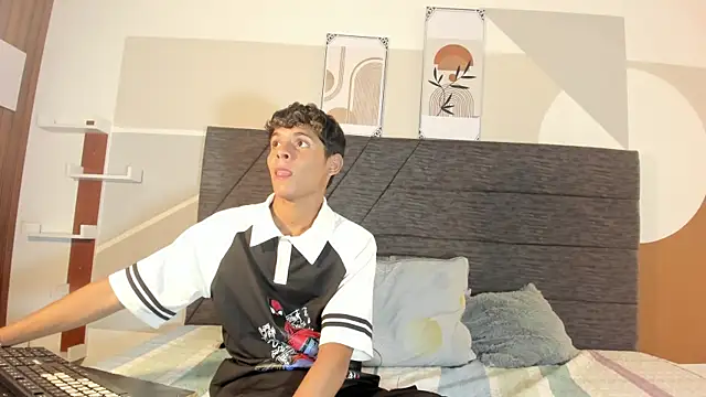 nico_vega's Live XXX Chat