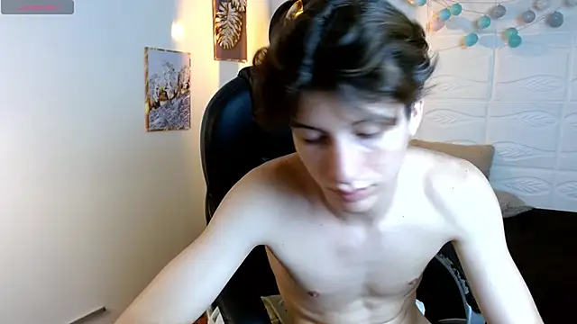 XXX chat uživo modela Marcoviolet