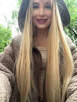 MarlboroWebn Live XXX chat