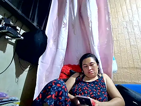 Lonely_Heart's Live XXX Chat