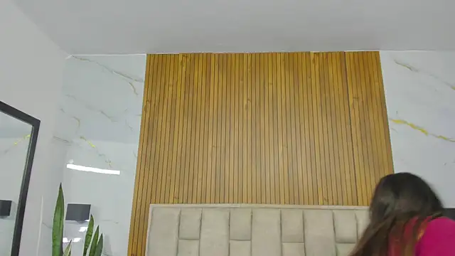 Chat +18 de Ivy_grayy_ ao vivo