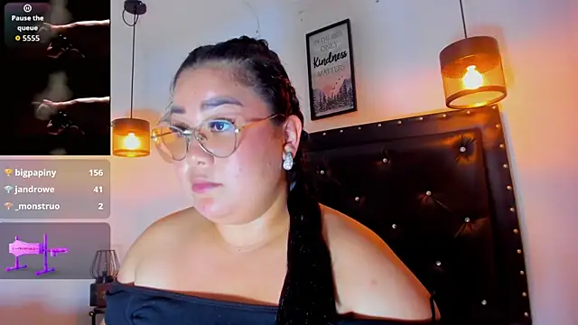 victoriajk Chat XXX in diretta