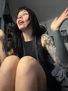 Chat +18 de EemaHaruki ao vivo