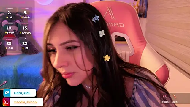 Aloha_3377's Live XXX Chat