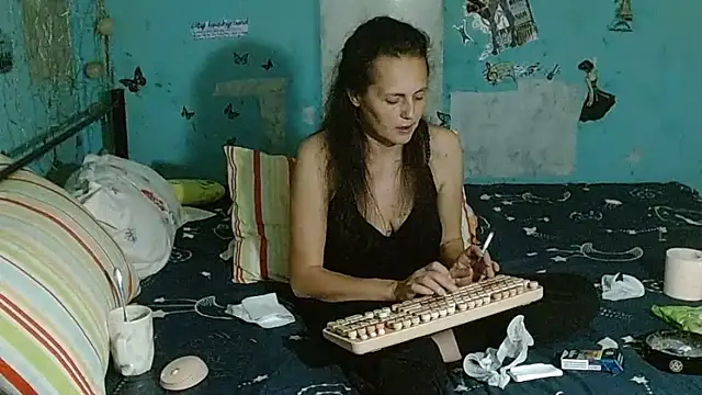 brighteyes77: онлайн-секс-чат