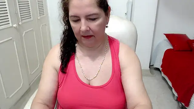 leonela_69 live XXX chat