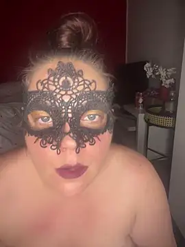 Chat +18 de Lolaqueen870 ao vivo
