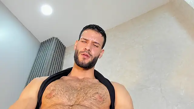 Jacob_Benelli Adlı Modelin Canlı XXX Sohbeti
