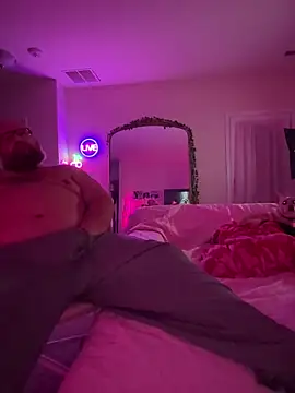 PiggyRose XXX чат на живо