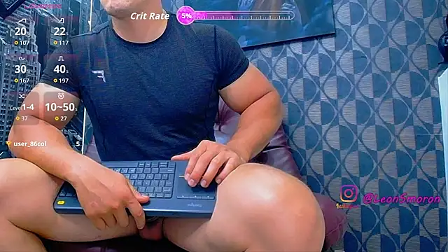 XXX chat uživo modela Leonsmoron