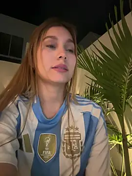 Chatroom XXX en direct de Nikii__