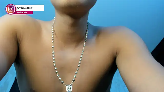 О нлайн чат XXX Lander_Cruz