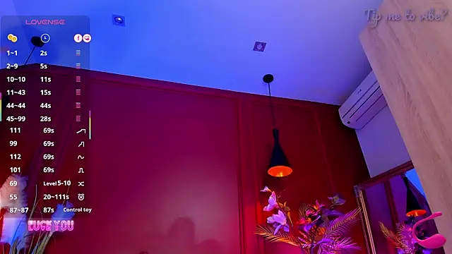 Mayzzie Live XXX-Chat