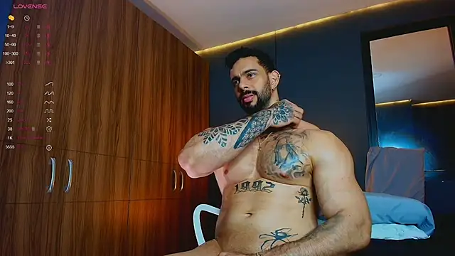 Chat +18 de massimo_visconti ao vivo
