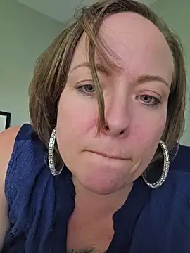 julimonroe's Webcam Show