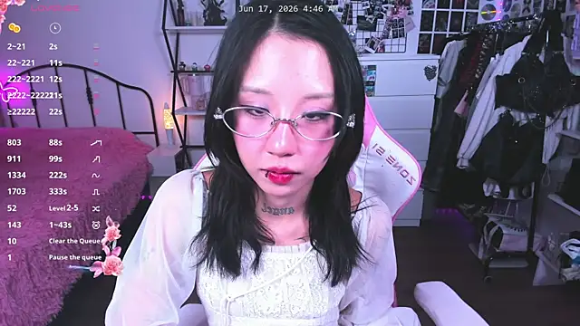 แชท XXX สดของ ashleywowmeow