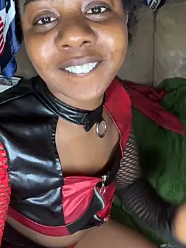 دردشة Ebony_Queeen الجنسية المباشرة