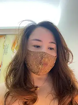 Angie_88 即時 XXX 聊天