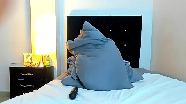 kathyajhonss Chat XXX live