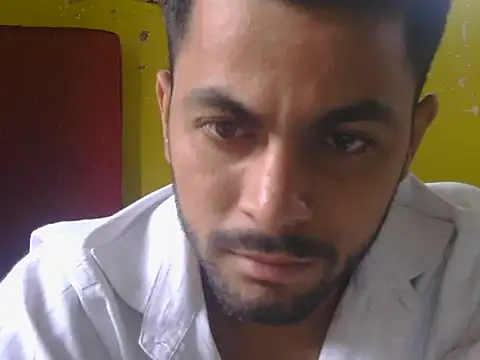 Stubborndesiboy Live XXX-Chat