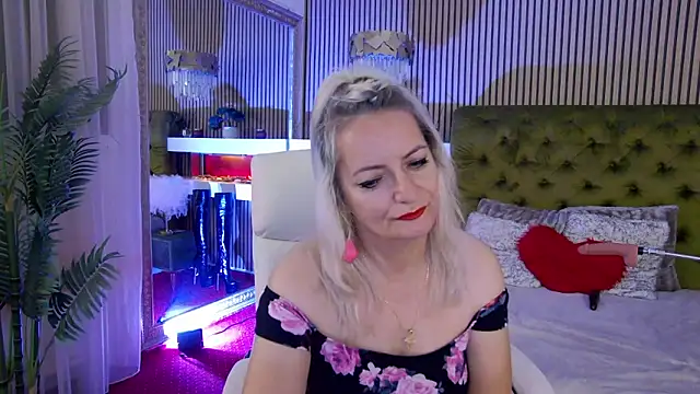 LadyTouch Chat XXX in diretta