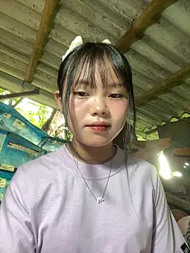 BabyLyly20's Live XXX Chat