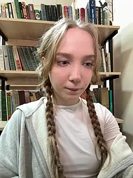bambi_lu élő XXX-chatje