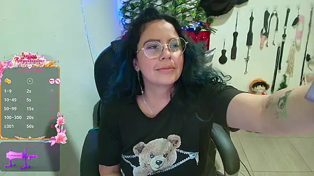elektra_32's Live XXX Chat