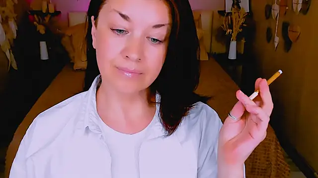 دردشة AnaMills الجنسية المباشرة