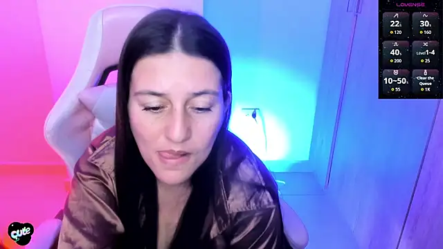 Saskyaa's Live XXX Chat