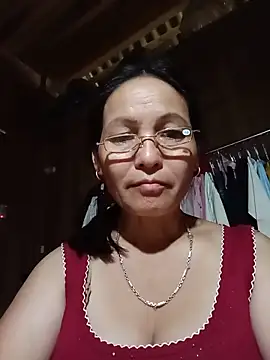 Chat XXX en directo de Cucci07