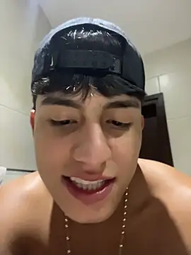 Lander_Cruz – Live XXX-chat