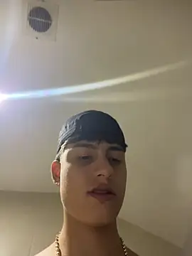 Lander_Cruz 现场XXX聊天