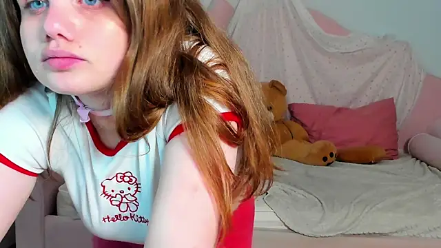 ChloeHalses Chat XXX live