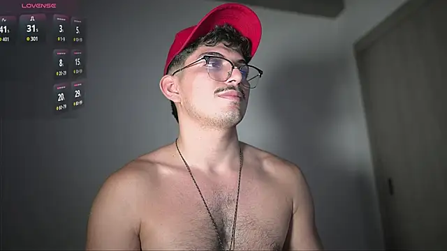 simoon_01 Adlı Modelin Canlı XXX Sohbeti