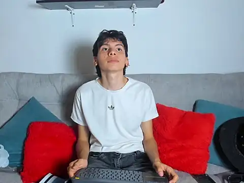 Czat XXX na żywo – Angel_Dustt1